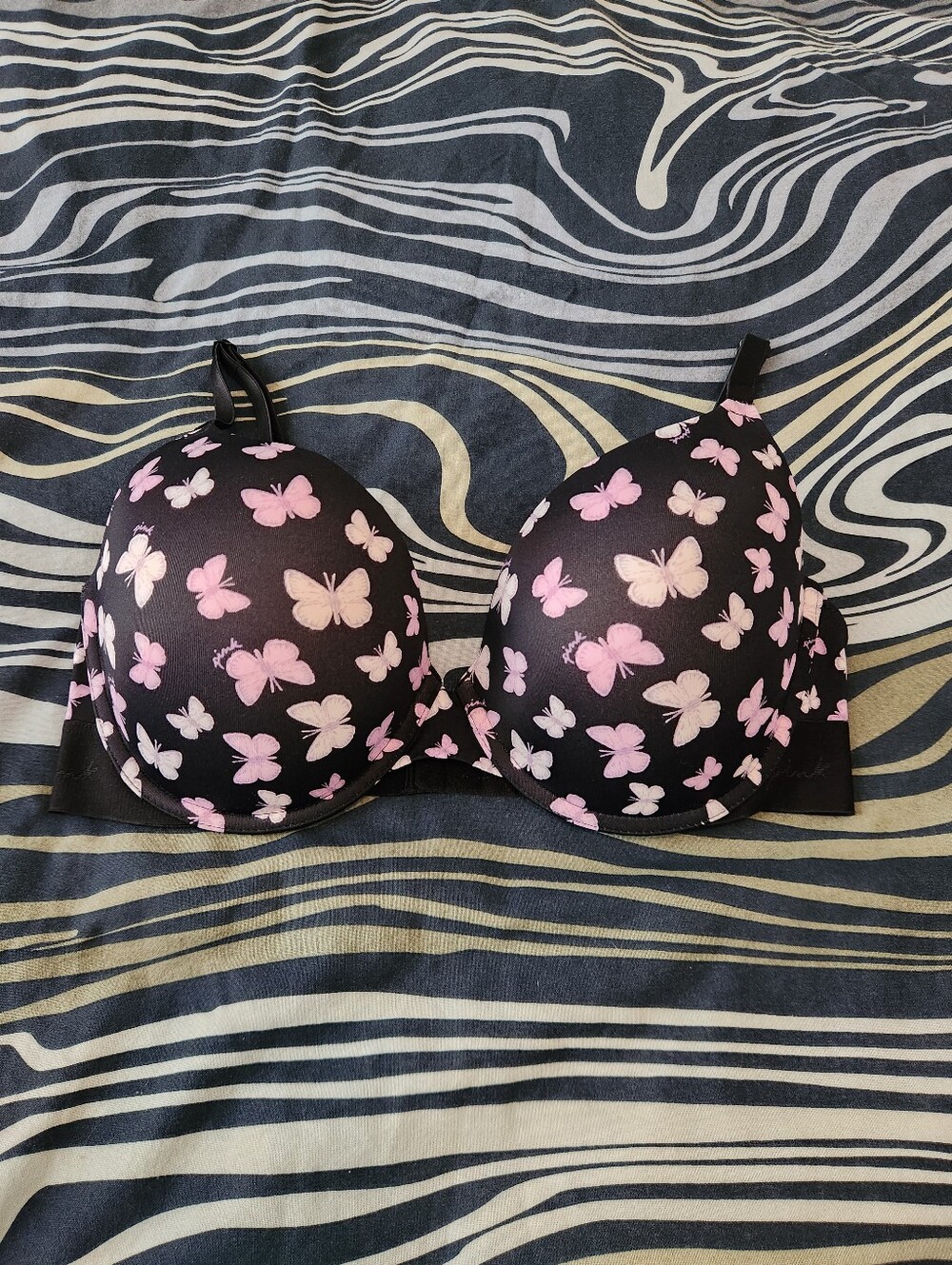 Victoria's Secret PINK 34DD Bra Push Up